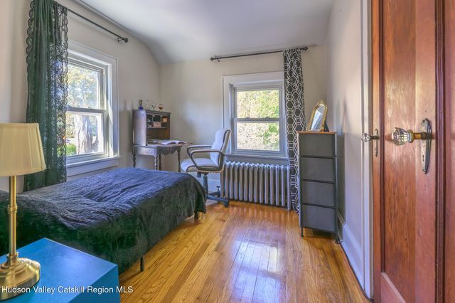 28 Janis Street, Hudson, NY 12534