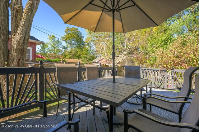 28 Janis Street, Hudson, NY 12534