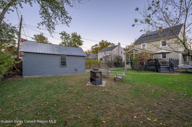 28 Janis Street, Hudson, NY 12534