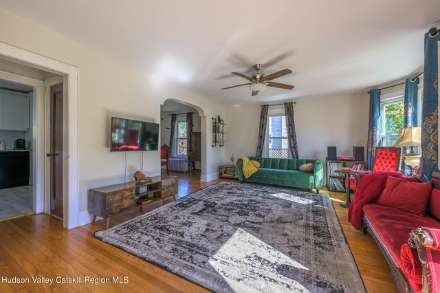 28 Janis Street, Hudson, NY 12534