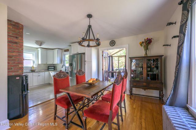 28 Janis Street, Hudson, NY 12534