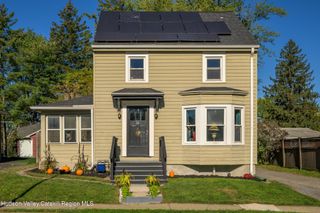 28 Janis Street, Hudson, NY 12534