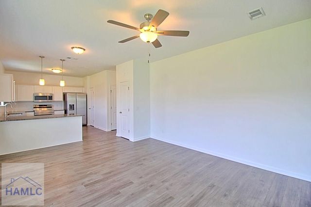 171 Brightleaf Circle, Hinesville, GA 31313