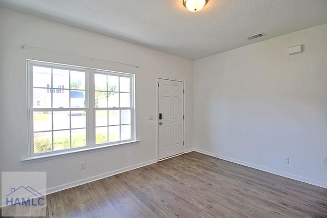 171 Brightleaf Circle, Hinesville, GA 31313