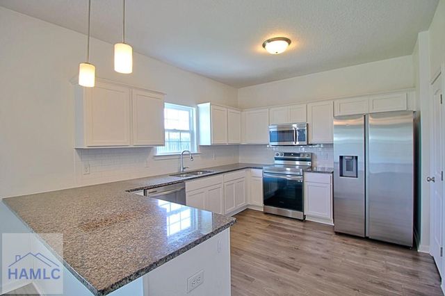 171 Brightleaf Circle, Hinesville, GA 31313