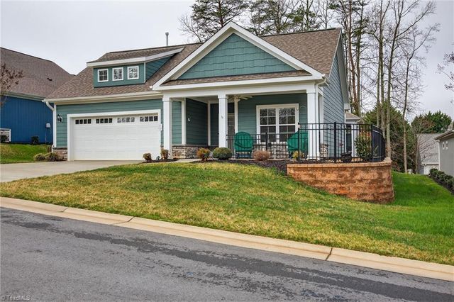 2415 Albemarle Court, Winston-salem, NC 27106