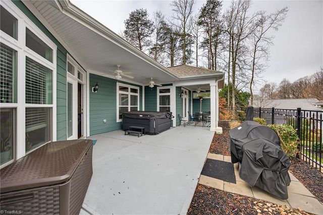 2415 Albemarle Court, Winston-salem, NC 27106