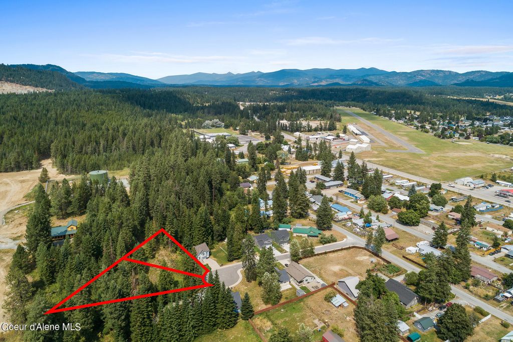 NNA White Way, Priest River, ID 83856