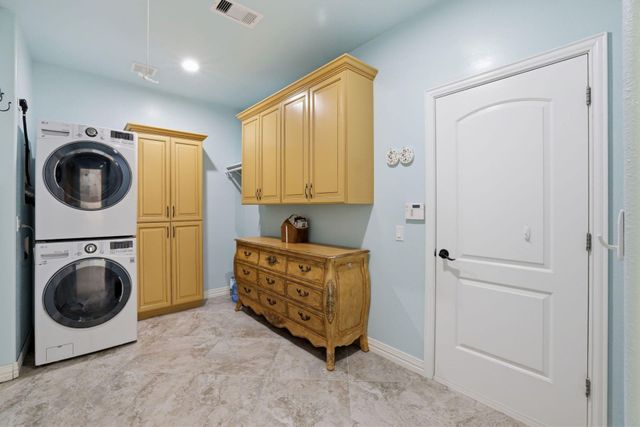 9942 Ramzi Drive, Conroe, TX 77303