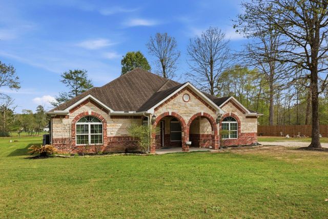 9942 Ramzi Drive, Conroe, TX 77303