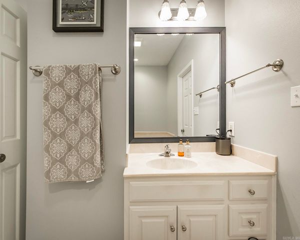 3045 Lewisburg Road, Austin, AR 72007