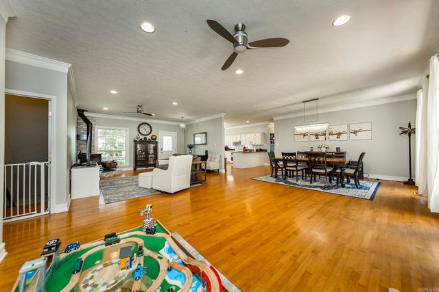 3045 Lewisburg Road, Austin, AR 72007