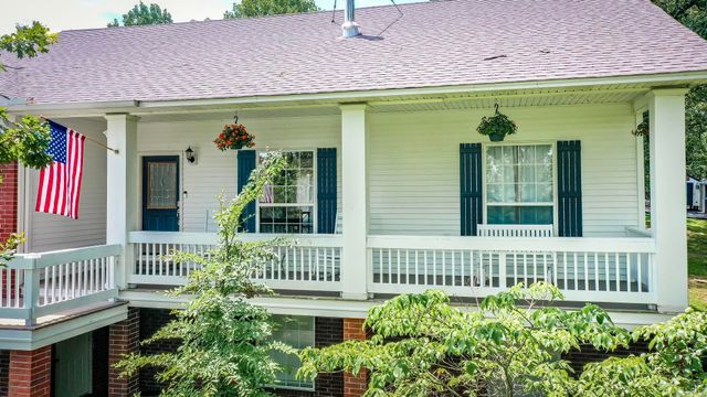 3045 Lewisburg Road, Austin, AR 72007
