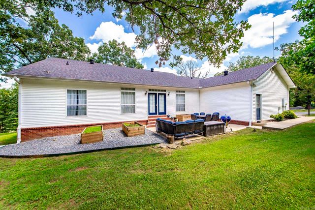 3045 Lewisburg Road, Austin, AR 72007