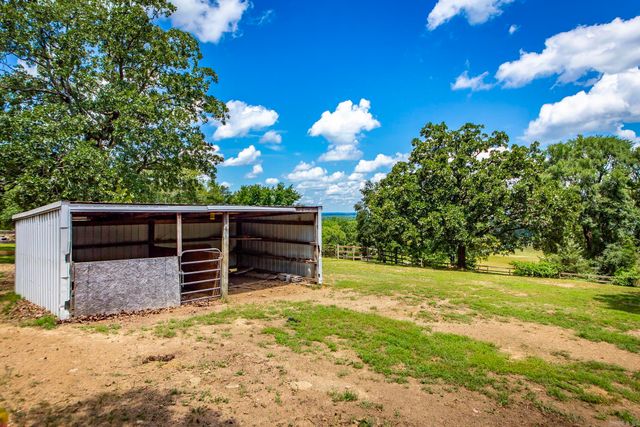 3045 Lewisburg Road, Austin, AR 72007