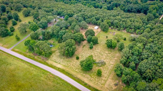 3045 Lewisburg Road, Austin, AR 72007