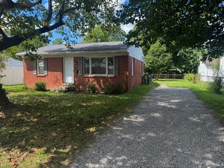 1905 S Taft Avenue, Evansville, IN 47714