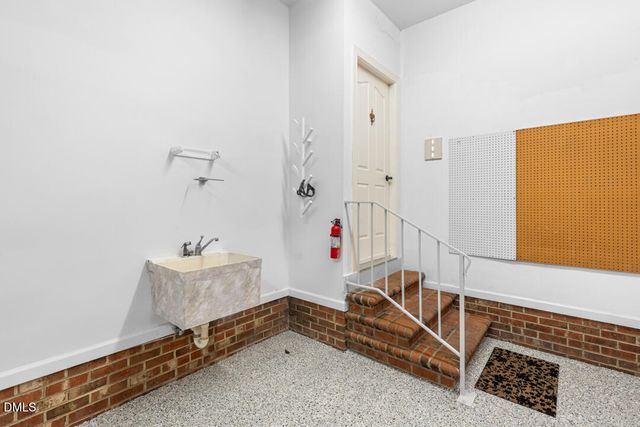 101 Abbotsford Court, Durham, NC 27712