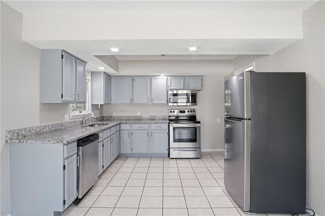 11401 E 61st Terrace, Raytown, MO 64133