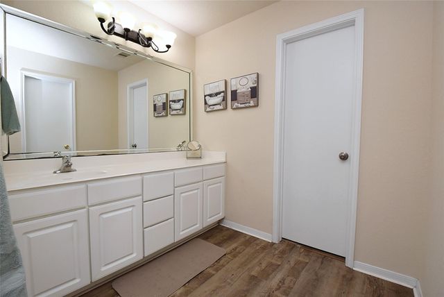 10603 Ince, Houston, TX 77040