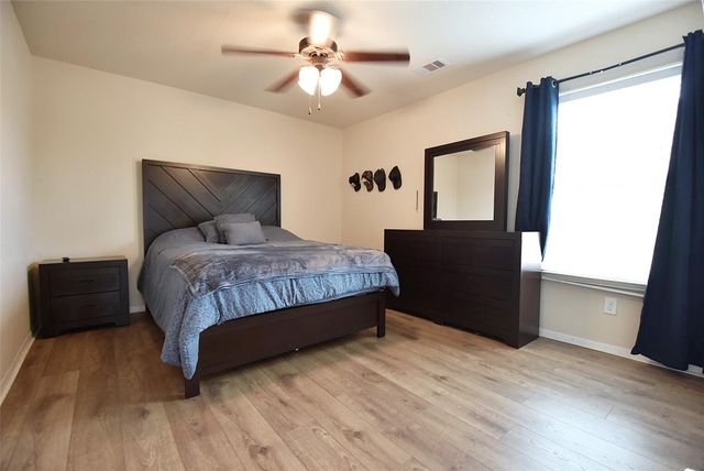 10603 Ince, Houston, TX 77040