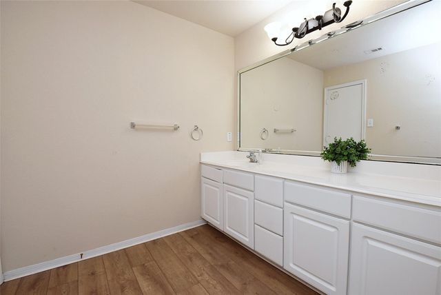 10603 Ince, Houston, TX 77040