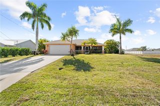 1016 SW Embers TER, Cape Coral, FL 33991