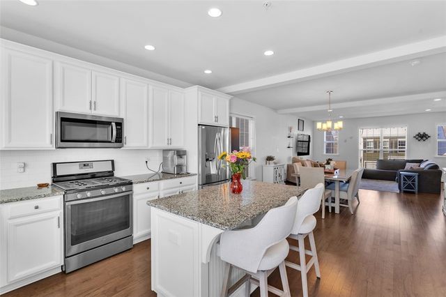 1133 Sray Ln, South Fayette, PA 15017