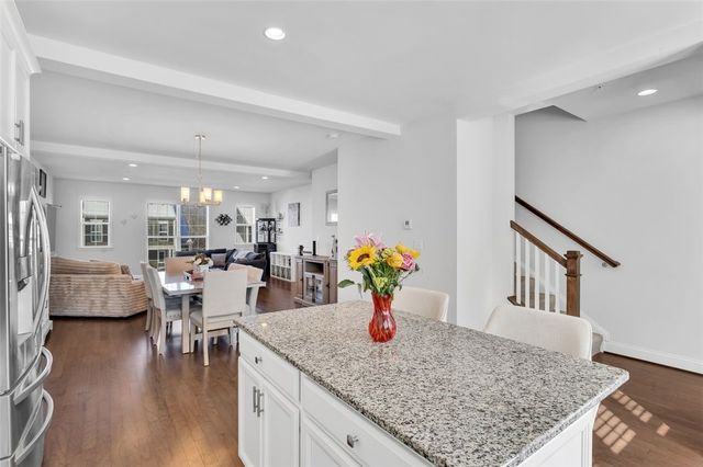 1133 Sray Ln, South Fayette, PA 15017