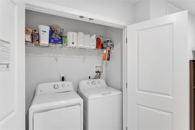 1133 Sray Ln, South Fayette, PA 15017