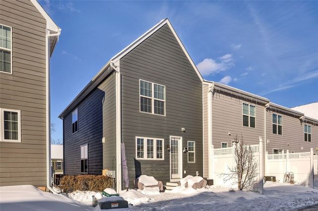 1133 Sray Ln, South Fayette, PA 15017