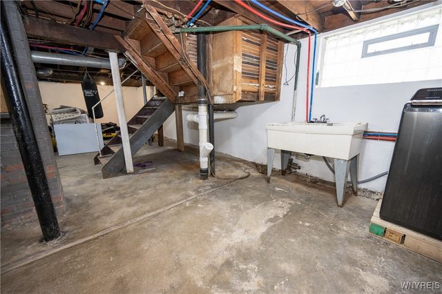 92 Laird Avenue, Buffalo, NY 14207