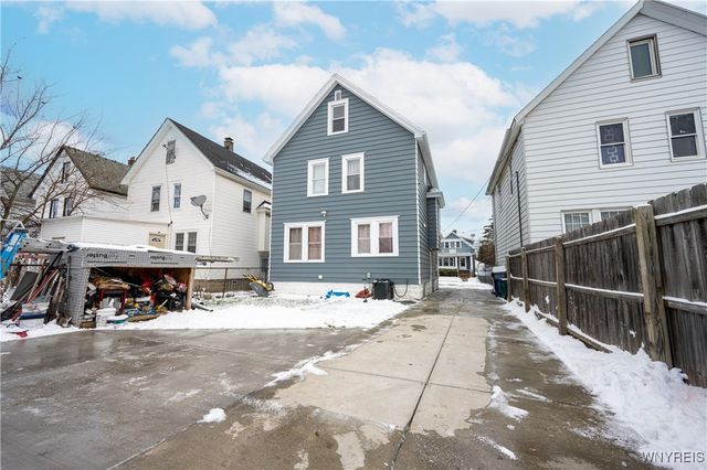 92 Laird Avenue, Buffalo, NY 14207