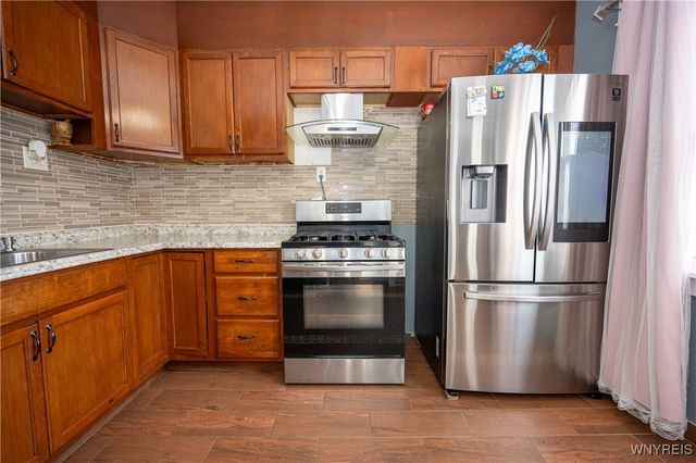 92 Laird Avenue, Buffalo, NY 14207