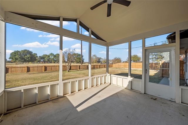 175 Four Corners Road, West, TX 76691