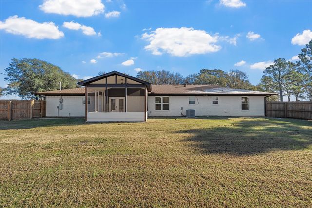 175 Four Corners Road, West, TX 76691