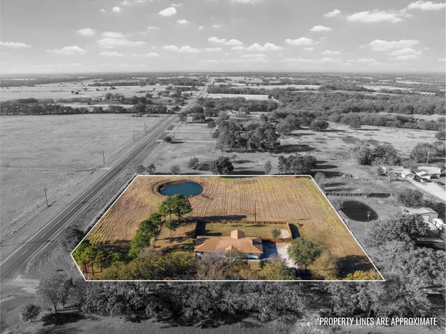 175 Four Corners Road, West, TX 76691