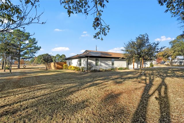 175 Four Corners Road, West, TX 76691