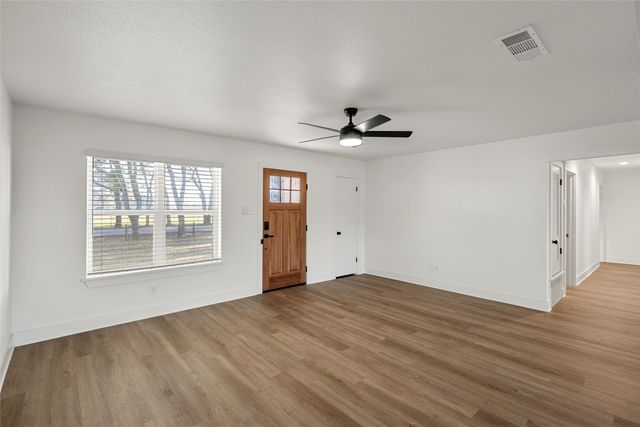 175 Four Corners Road, West, TX 76691