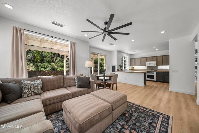 3216 Desert Sage Court, Simi Valley, CA 93065