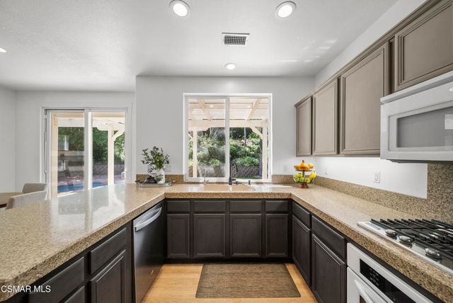 3216 Desert Sage Court, Simi Valley, CA 93065