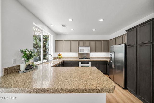 3216 Desert Sage Court, Simi Valley, CA 93065