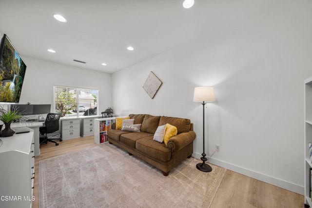 3216 Desert Sage Court, Simi Valley, CA 93065