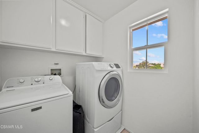 3216 Desert Sage Court, Simi Valley, CA 93065