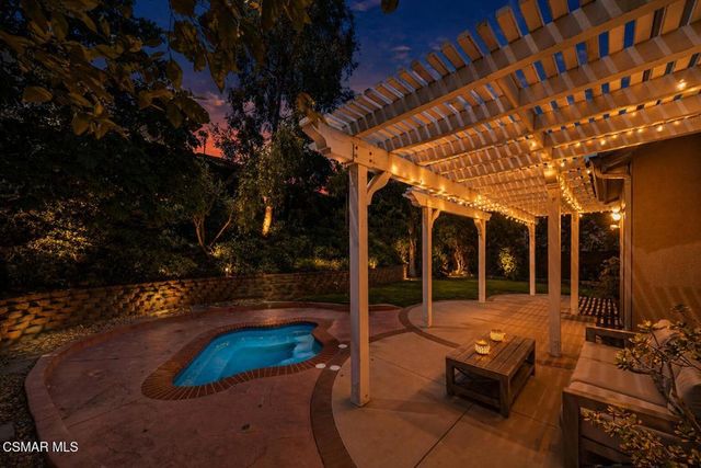 3216 Desert Sage Court, Simi Valley, CA 93065