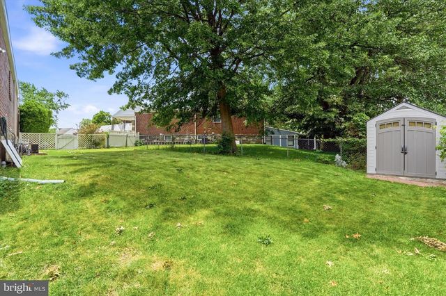 1213 FENWICK PL, Philadelphia, PA 19115