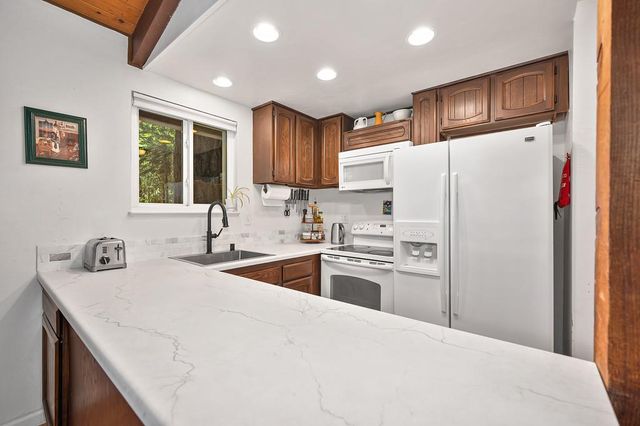 3301 Hazel St, Pollock Pines, CA 95726