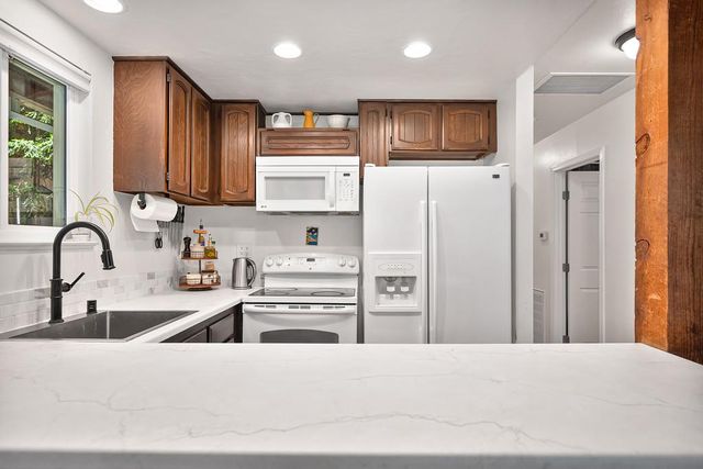 3301 Hazel St, Pollock Pines, CA 95726