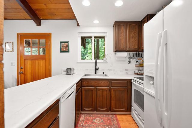 3301 Hazel St, Pollock Pines, CA 95726