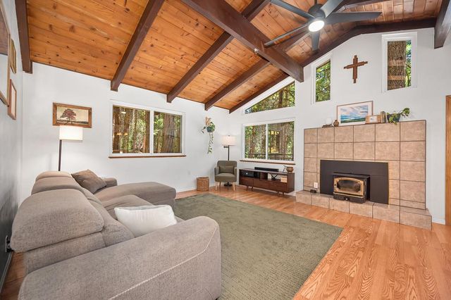 3301 Hazel St, Pollock Pines, CA 95726